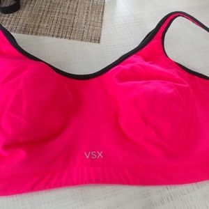 Victoria's Secret sports bra- wired